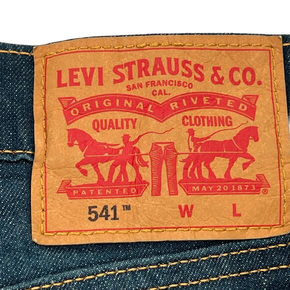 Levi’s 541 Authentic Taper Stretch men’s medium wash jeans - Picture 10 of 13